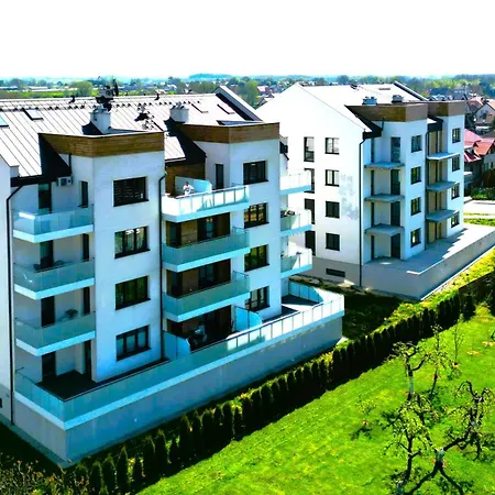Lubava Apartment Z Garazem Podziemnym I Klimatyzacja, Netflix, Tv55', Winda Lubawa Exterior photo